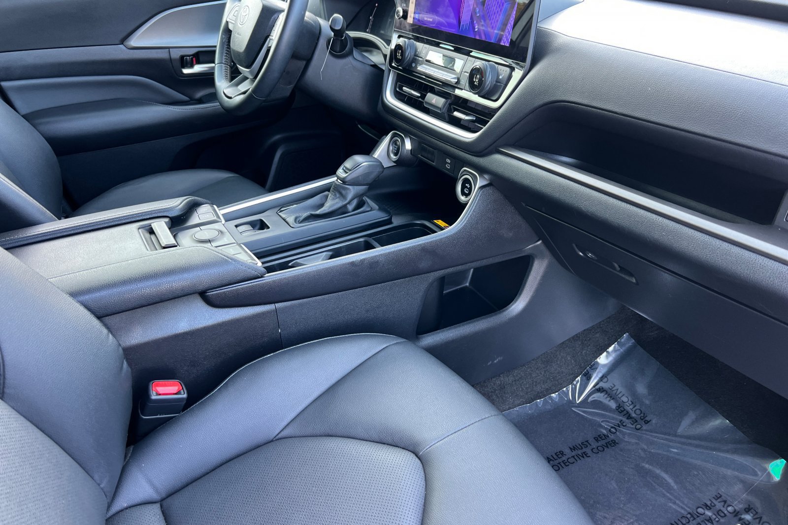 Used 2024 Toyota Grand Highlander FWD image 18
