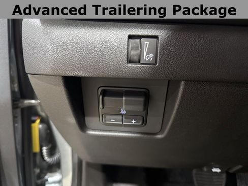 New 2025 Chevrolet Colorado LT w/ LT Convenience Package AWD/4WD image 6