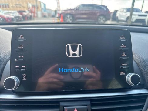 Used 2021 Honda Accord LX image 11
