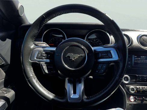 Used 2021 Ford Mustang Coupe image 26