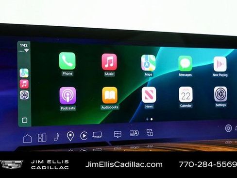 Used 2025 Cadillac Escalade Sport Platinum image 17