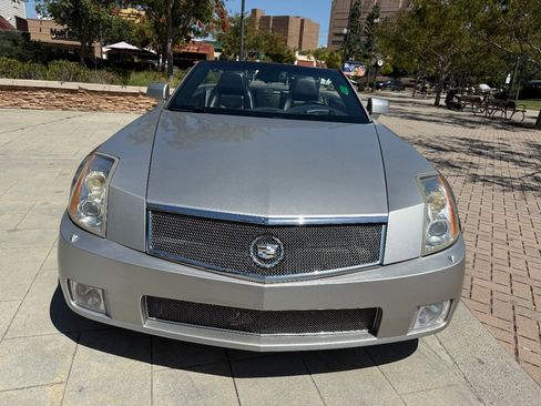 Used 2008 Cadillac XLR image 4