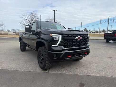 New 2026 Chevrolet Silverado 2500 ZR2 image 4