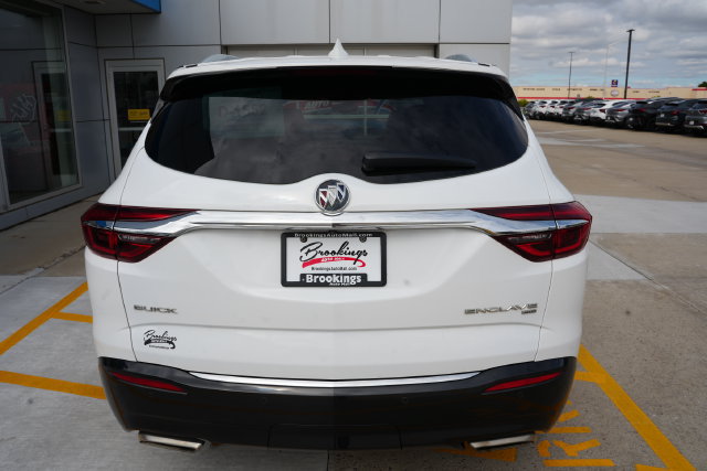 Used 2018 Buick Enclave Essence AWD/4WD image 9