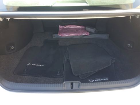 Certified 2024 Lexus ES 350 Ultra Luxury image 8