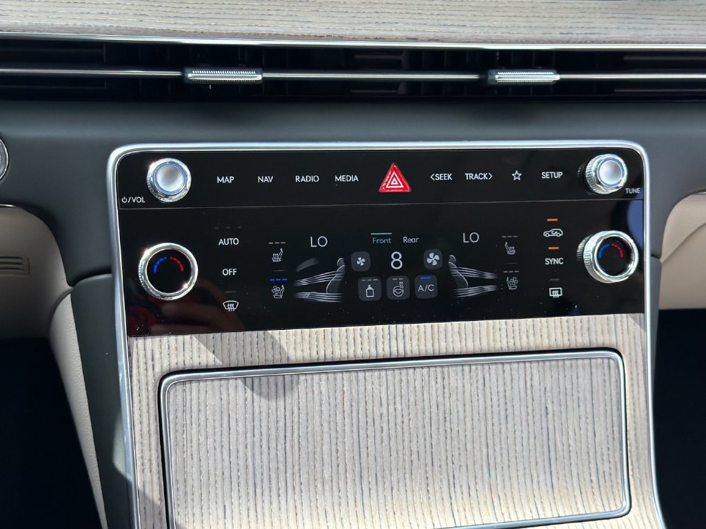 New 2026 Genesis GV80 2.5T Advanced AWD/4WD image 22