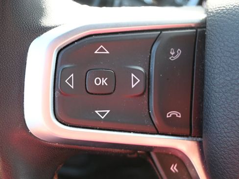 Used 2025 RAM 1500 Big Horn AWD/4WD image 8