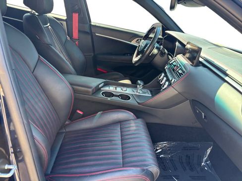 Used 2023 Genesis G70 2.0T w/ Sport Prestige Package RWD image 16