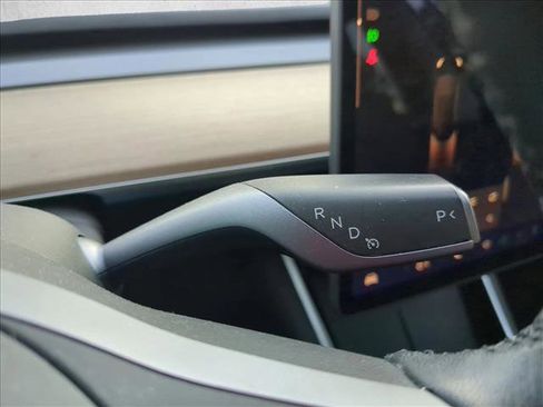 Used 2020 Tesla Model 3 Long Range image 11