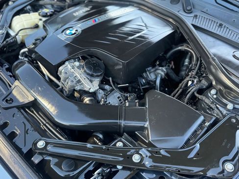 Used 2018 BMW M2 RWD image 29