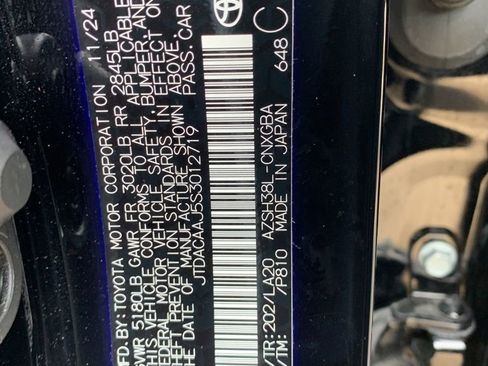 Used 2025 Toyota Crown Signia image 32