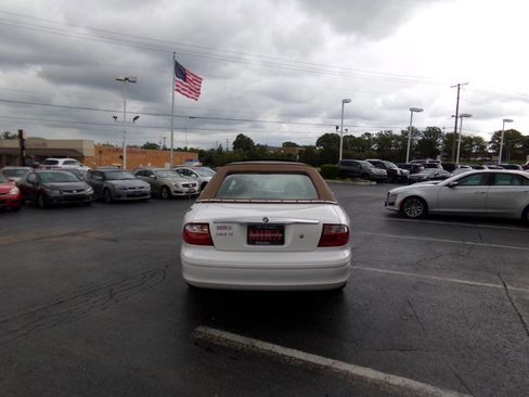 Used 2004 Mercury Sable LS Premium image 5