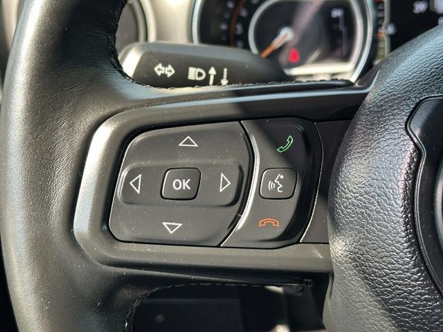 Certified 2021 Jeep Gladiator Sport AWD/4WD image 12