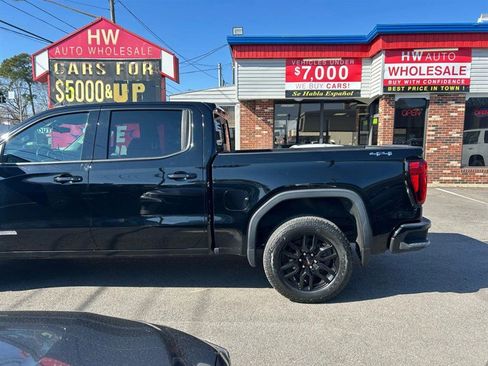 Used 2020 GMC Sierra 1500 Elevation w/ Elevation Value Package image 8