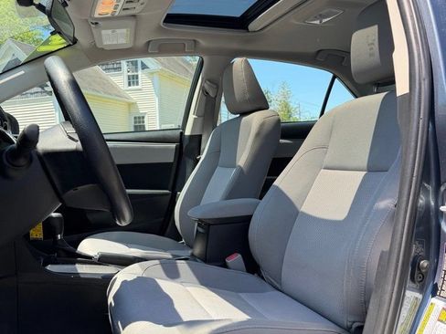 Used 2014 Toyota Corolla LE FWD image 10