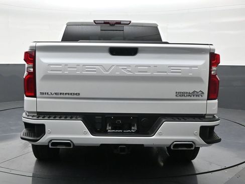 Used 2023 Chevrolet Silverado 1500 High Country w/ Technology Package RWD image 4