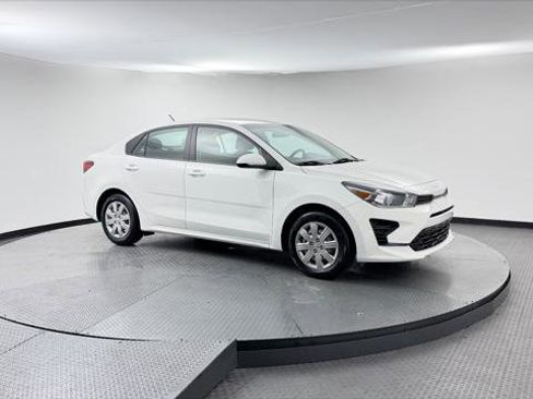 Used 2023 Kia Rio S image 11