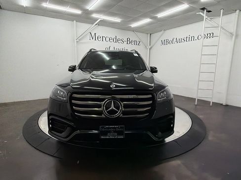 Certified 2025 Mercedes-Benz GLS 580 4MATIC image 2