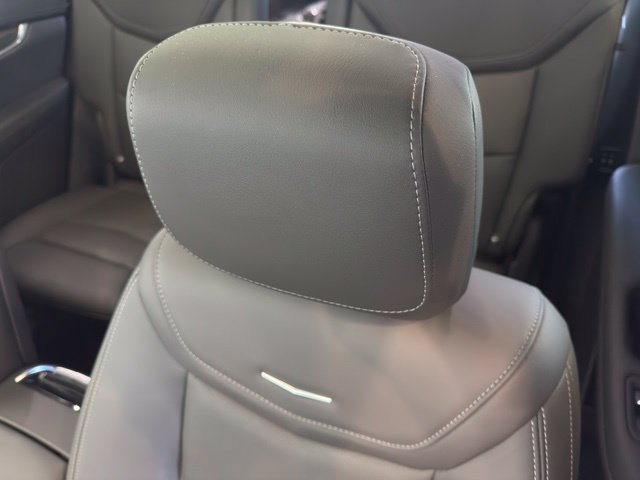 Certified 2024 Cadillac XT6 Sport w/ LPO, Onyx Lite Package AWD/4WD image 7