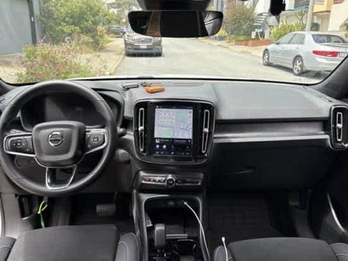 Used 2023 Volvo C40 P8 Recharge Ultimate w/ Protection Package Premier AWD/4WD image 6