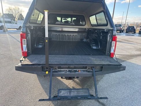 Used 2019 Ford F250 XLT w/ XLT Value Package image 13