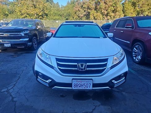 Used 2013 Honda Crosstour EX-L image 2