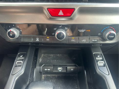 Used 2021 Kia Telluride S image 14