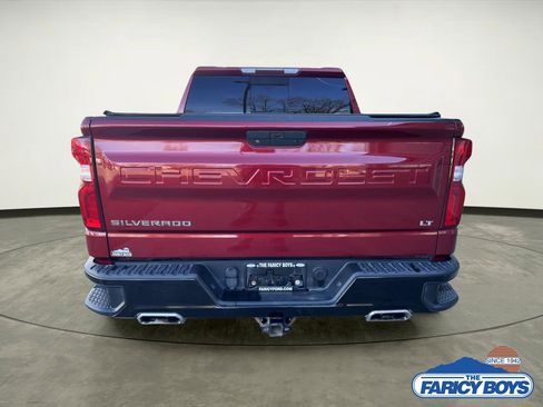 Used 2019 Chevrolet Silverado 1500 LT Trail Boss image 3