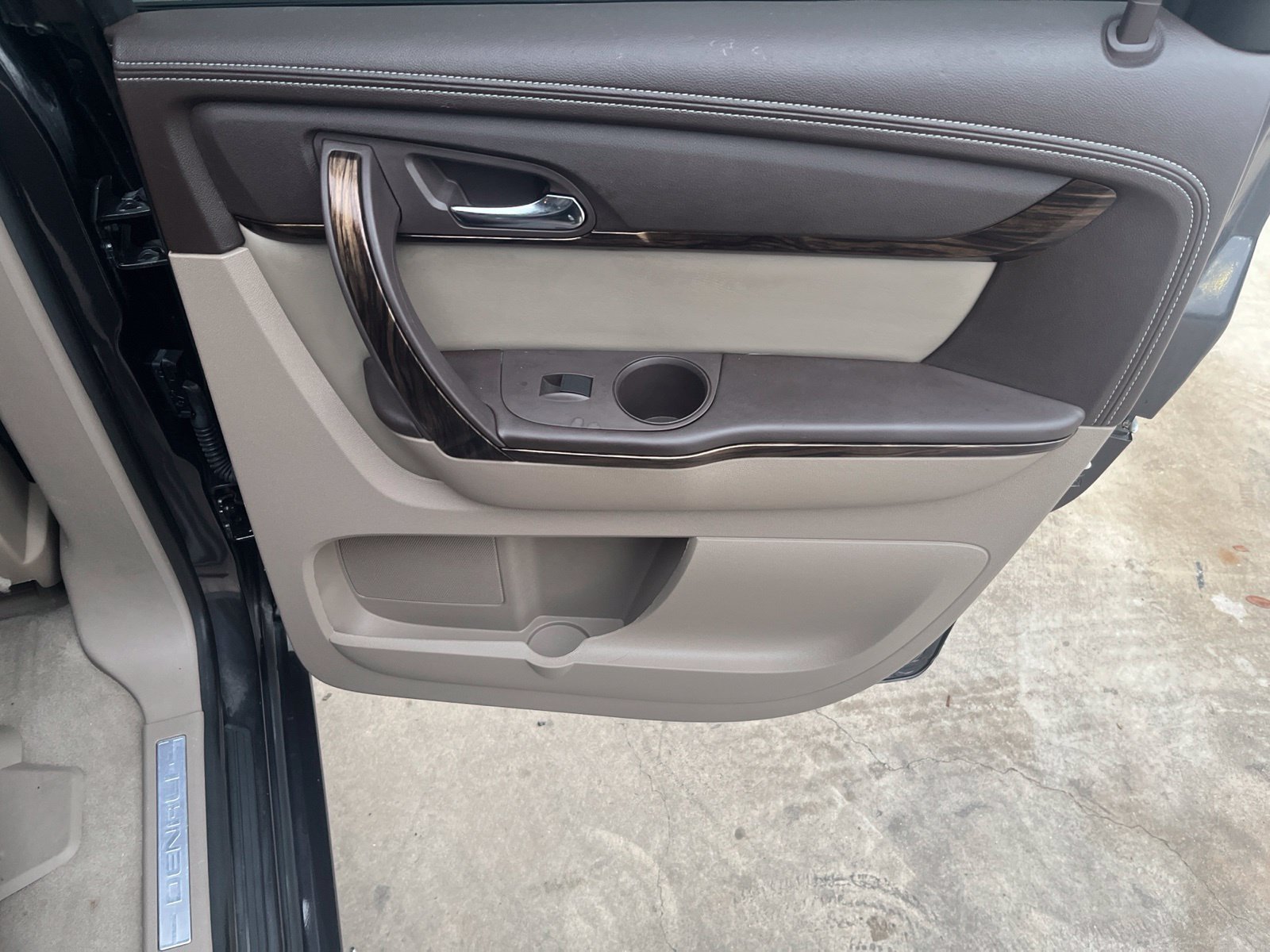 Used 2015 GMC Acadia Denali FWD image 15