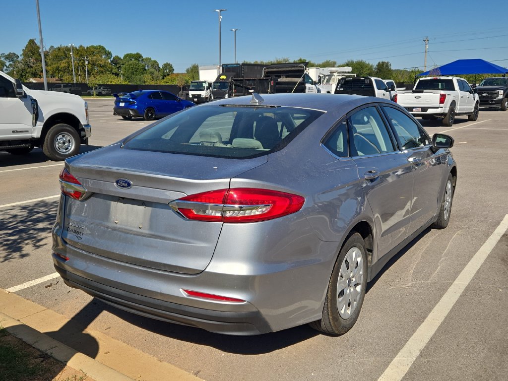 Used 2020 Ford Fusion S FWD image 3