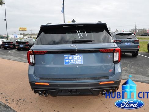 New 2026 Ford Explorer ST w/ Sun And Sound Package image 4