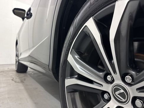 Used 2018 Lexus RX 350L FWD image 21