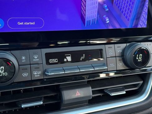 Certified 2025 Toyota Grand Highlander AWD image 16