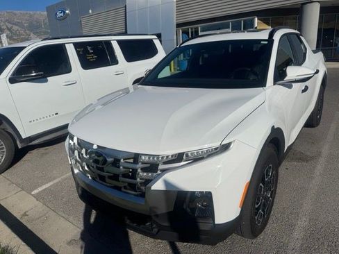 Used 2024 Hyundai Santa Cruz SEL w/ Activity Package AWD/4WD image 2