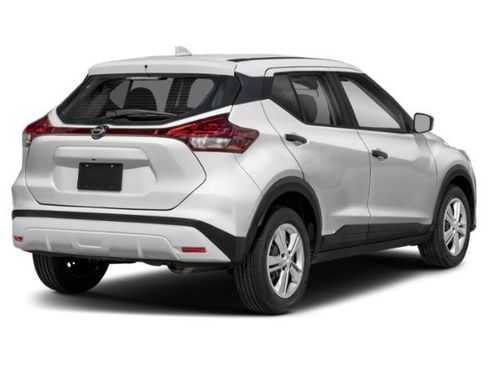 Used 2023 Nissan Kicks S FWD image 2