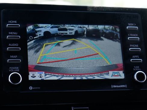 Used 2022 Toyota Camry SE w/ Convenience Package FWD image 28