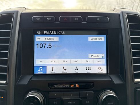 Used 2018 Ford F150 Raptor w/ Equipment Group 802A Luxury image 18