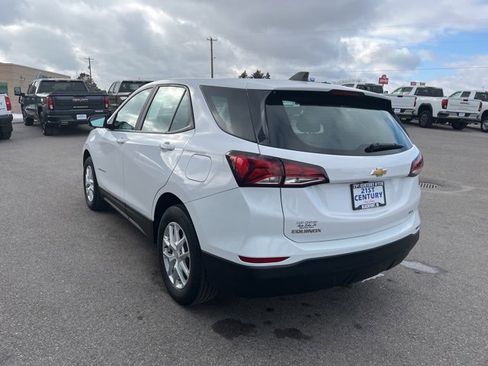 Used 2024 Chevrolet Equinox LS image 11