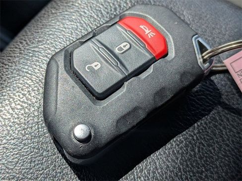 Used 2019 Jeep Wrangler Unlimited Sport S image 28