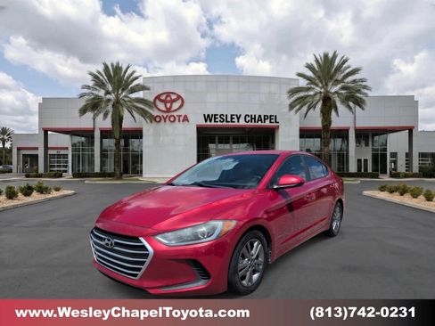 Used 2018 Hyundai Elantra SEL FWD image 1