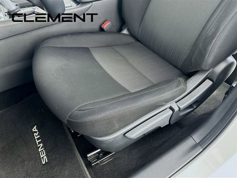 Used 2022 Nissan Sentra SV image 27
