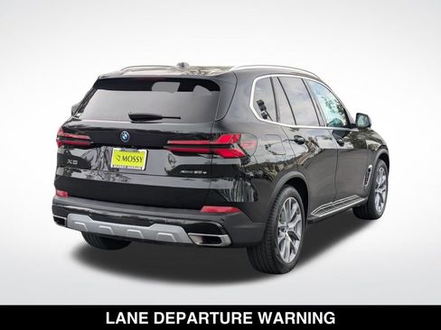Used 2025 BMW X5 xDrive50e AWD/4WD image 8