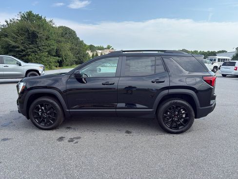 New 2027 GMC Terrain Elevation w/ Elevation Premium Package AWD/4WD image 3