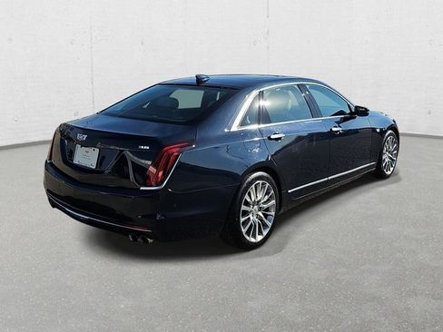 Used 2018 Cadillac CT6 Luxury image 5