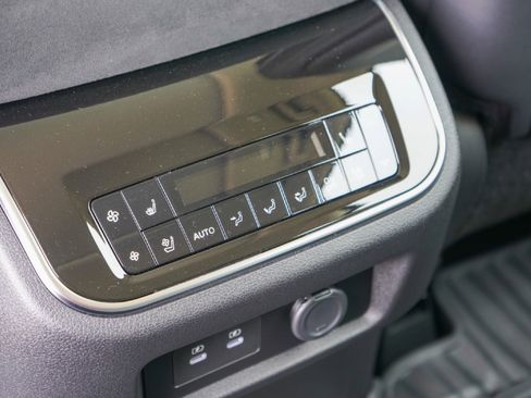 New 2026 INFINITI QX80 Luxe image 20