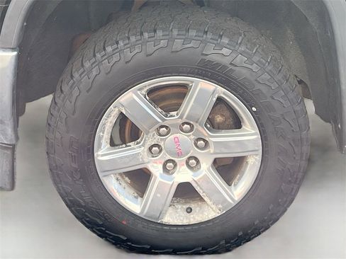 Used 2014 GMC Sierra 1500 SLT w/ Driver Alert Package image 32