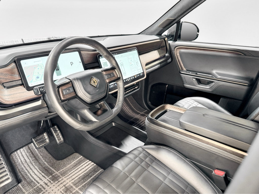 Used 2026 Rivian R1T Premium Quad AWD/4WD image 17