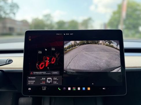 Used 2023 Tesla Model 3 Standard Range RWD image 17
