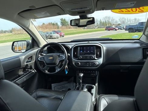 Used 2022 Chevrolet Colorado ZR2 w/ ZR2 Midnight Special Edition image 34