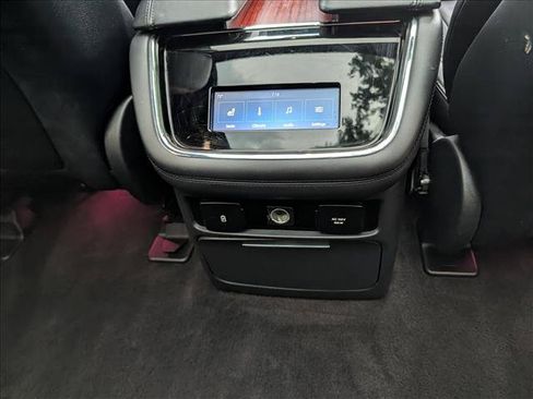 Used 2023 Lincoln Navigator L Reserve AWD/4WD image 19